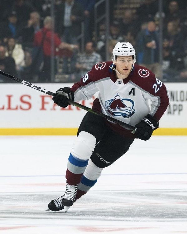 Nathan MacKinnon